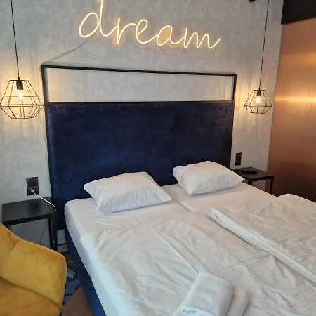 Biala Perla Sunny Mountain 601 * Siena