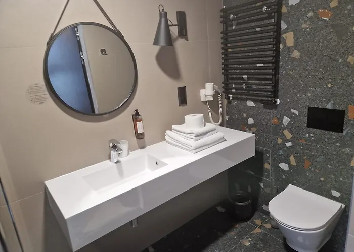 Biala Perla Sunny Mountain 601 * Sienna (Klodzko)