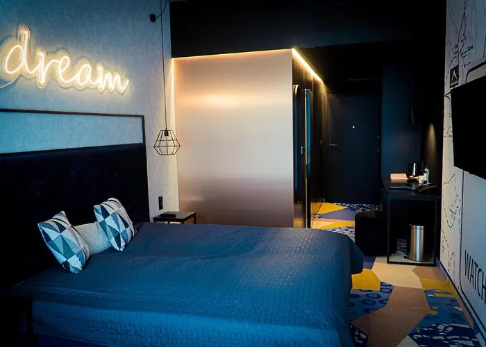 Biala Perla Sunny Mountain 601 Sienna (Klodzko)